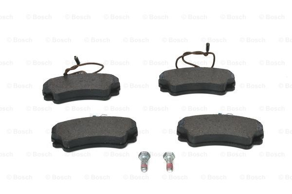 Передние тормозные колодки 0986494056 Bosch