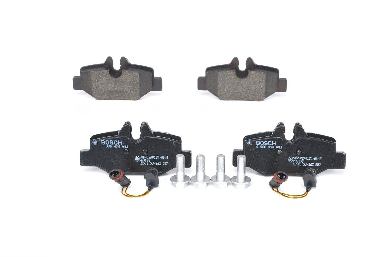 Задние тормозные колодки 0986494082 Bosch
