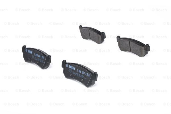Задние тормозные колодки 0986494133 Bosch