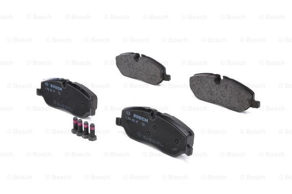 Передние тормозные колодки 0986494147 Bosch
