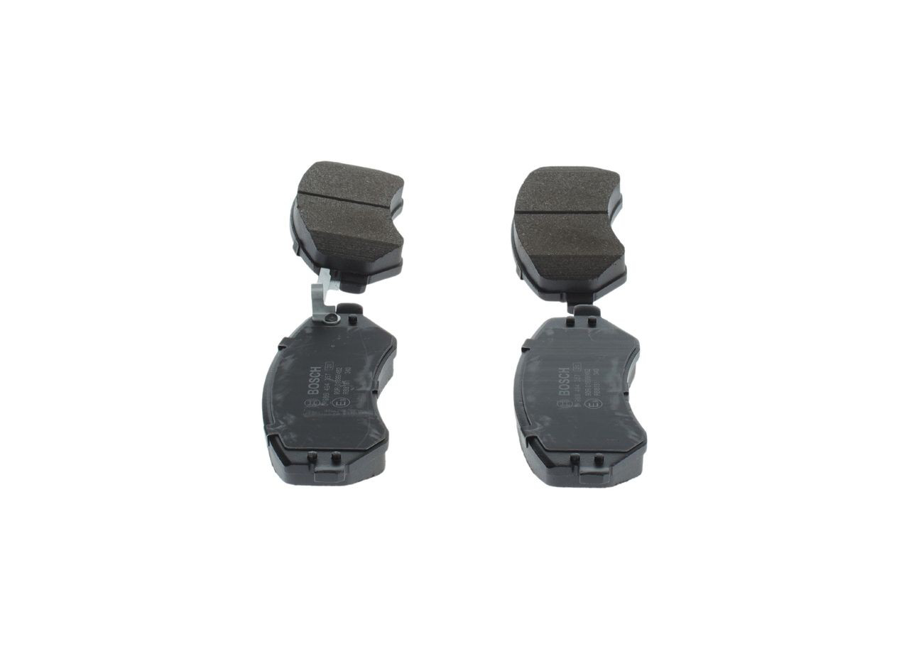 Передние тормозные колодки 0986494357 Bosch