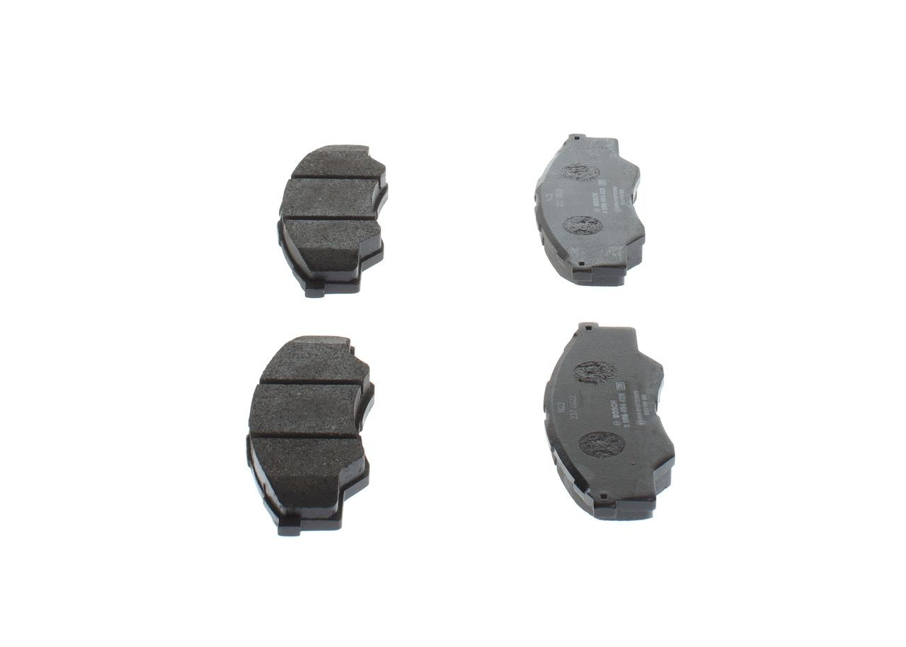 Передние тормозные колодки 0986494425 Bosch