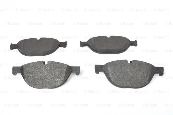 Передние тормозные колодки 0986494429 Bosch