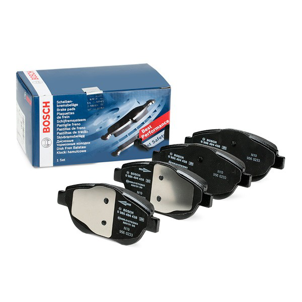 Передние тормозные колодки 0986494438 Bosch