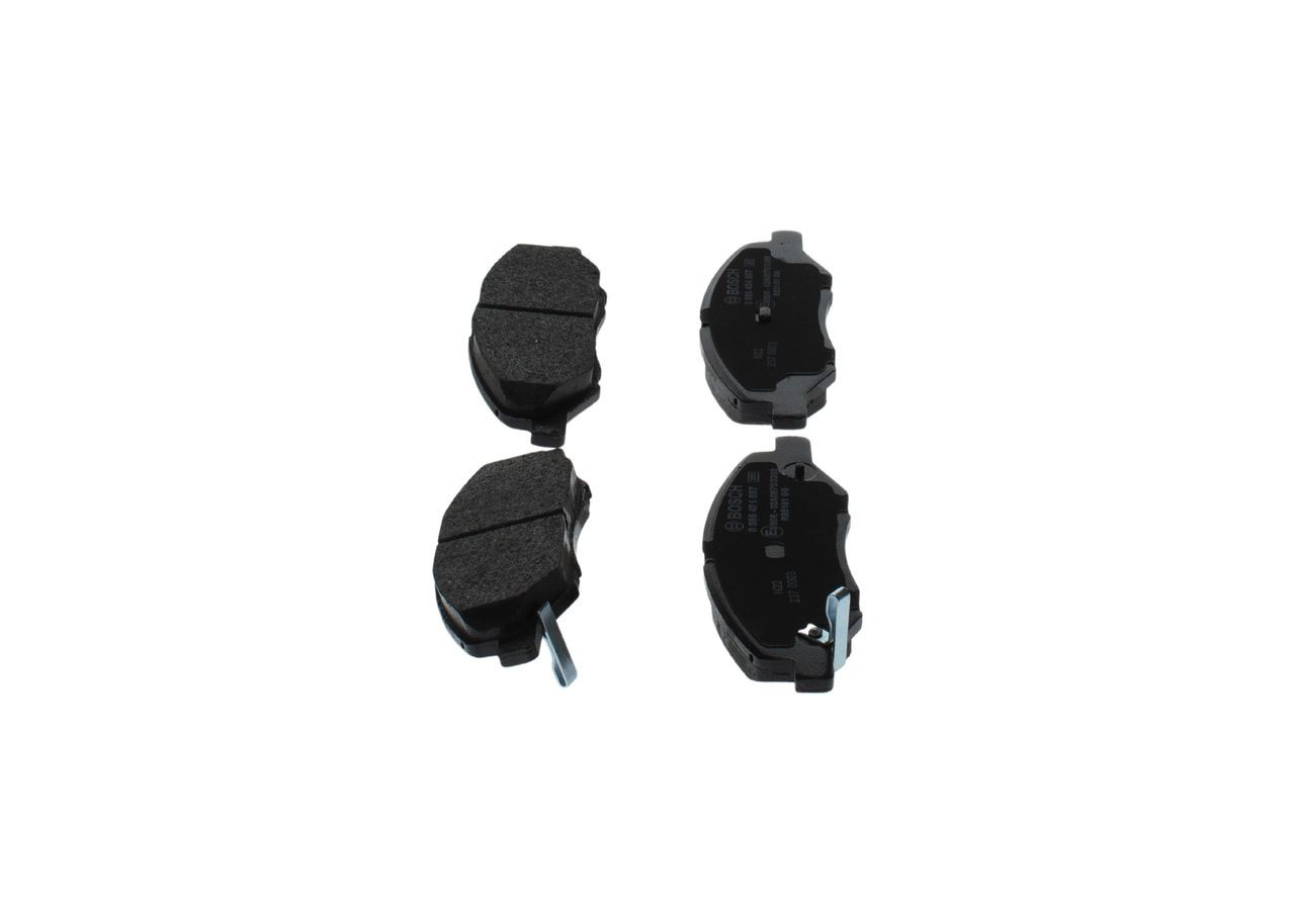 Передние тормозные колодки 0986494867 Bosch