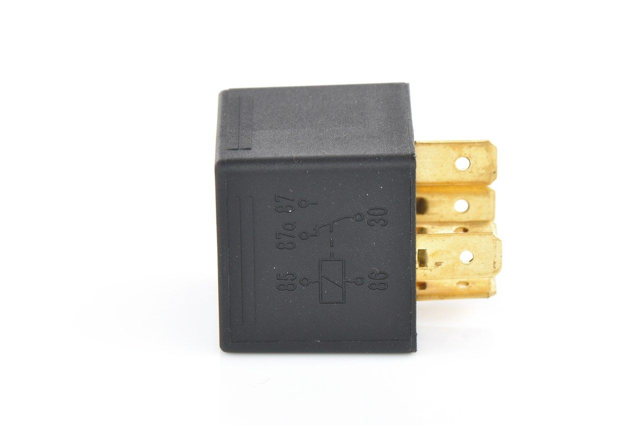  Bosch 0986AH0151 цена, от 2.42 USD