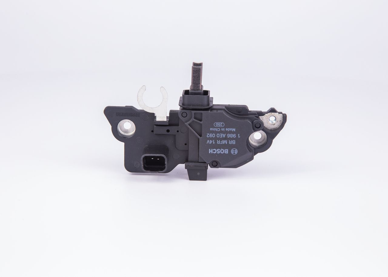 1986AE0092 Bosch Реле-регулятор напряжения
