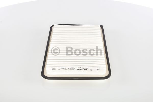 Воздушный фильтр 1987429184 Bosch