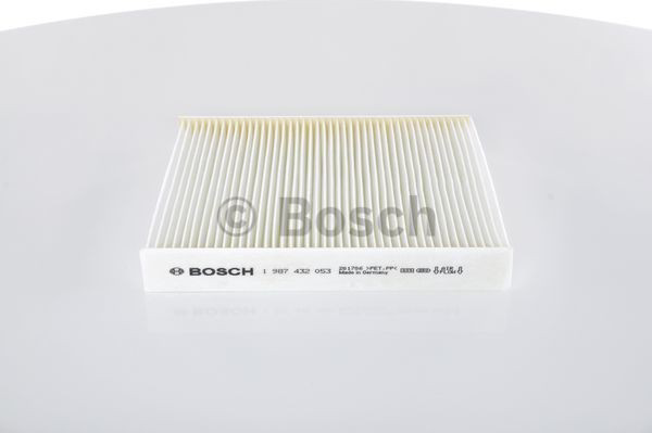 Купить 1987432053 Bosch Фильтр салона угольный