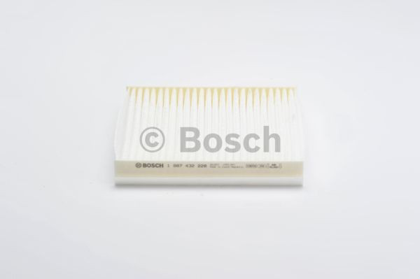 Фильтр салона 1987432228 Bosch