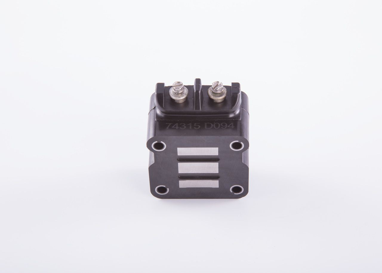 Втягивающее реле стартера F00HN37431 Bosch