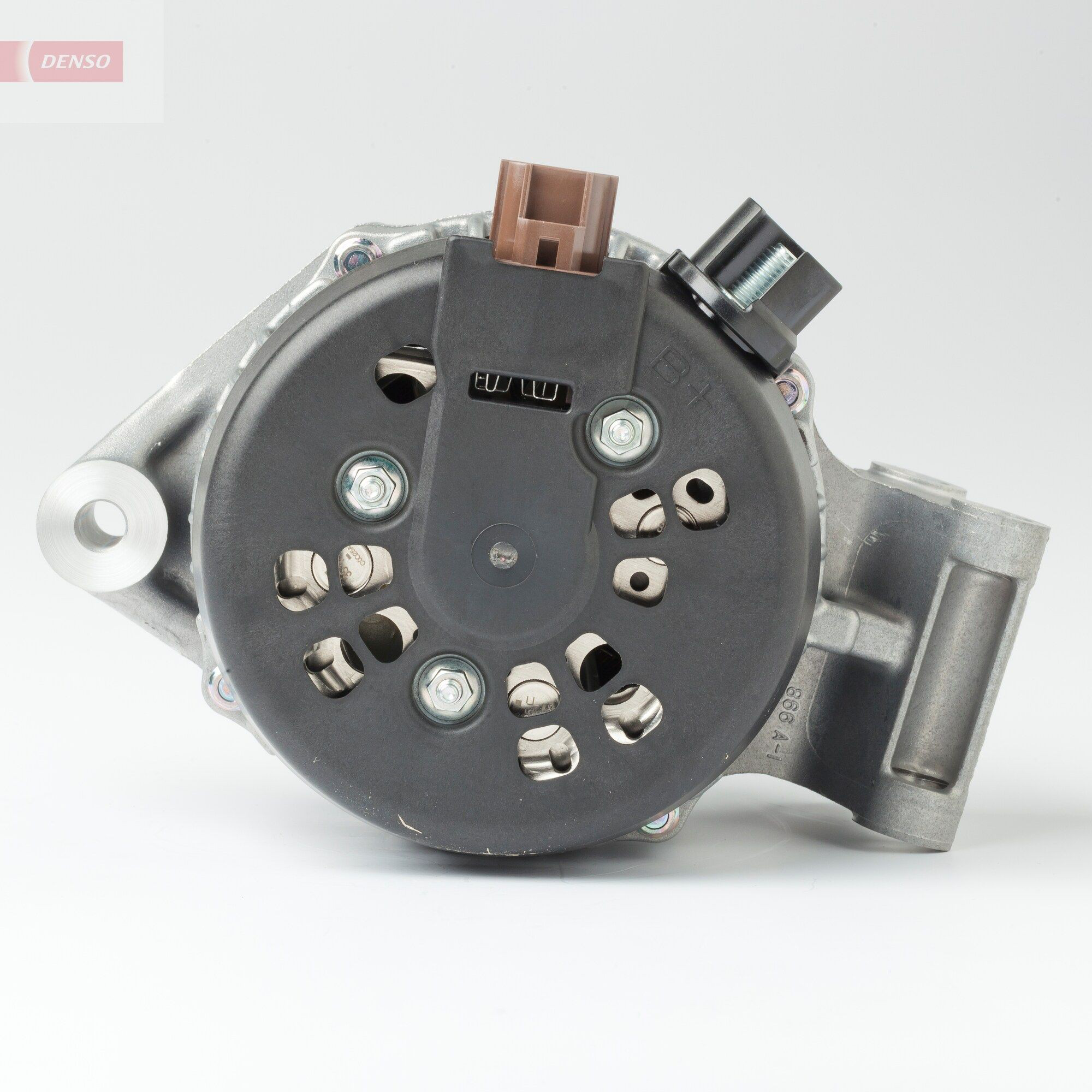 Генератор автомобиля Denso DAN1041