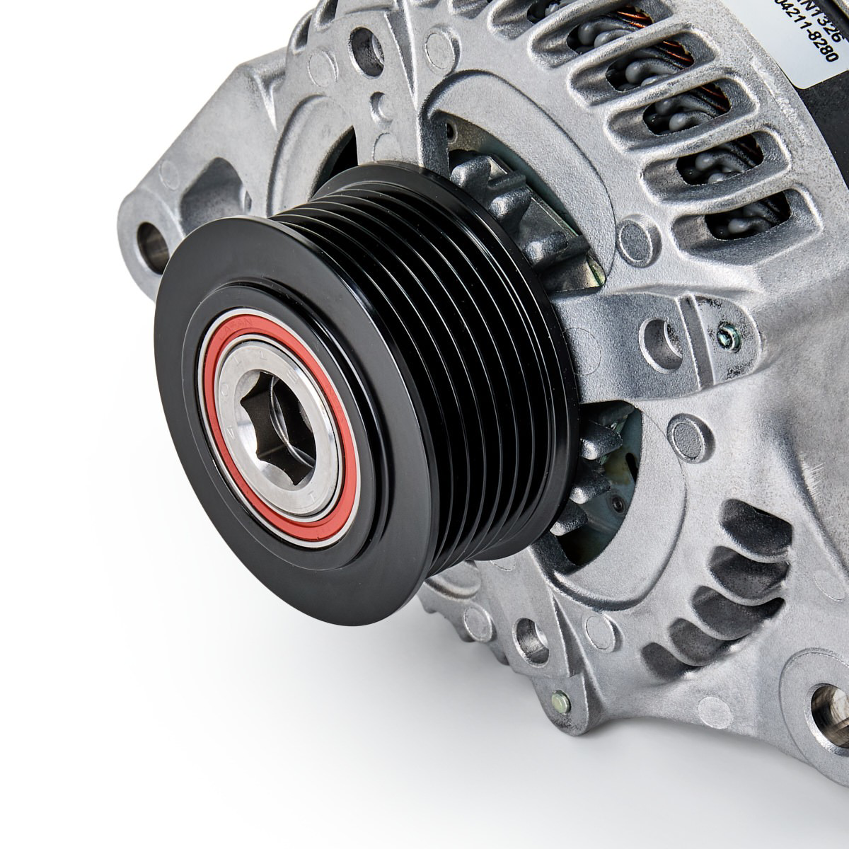 Генератор автомобиля Denso DAN1326