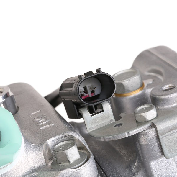 Компрессор кондиционера DCP05037 Denso