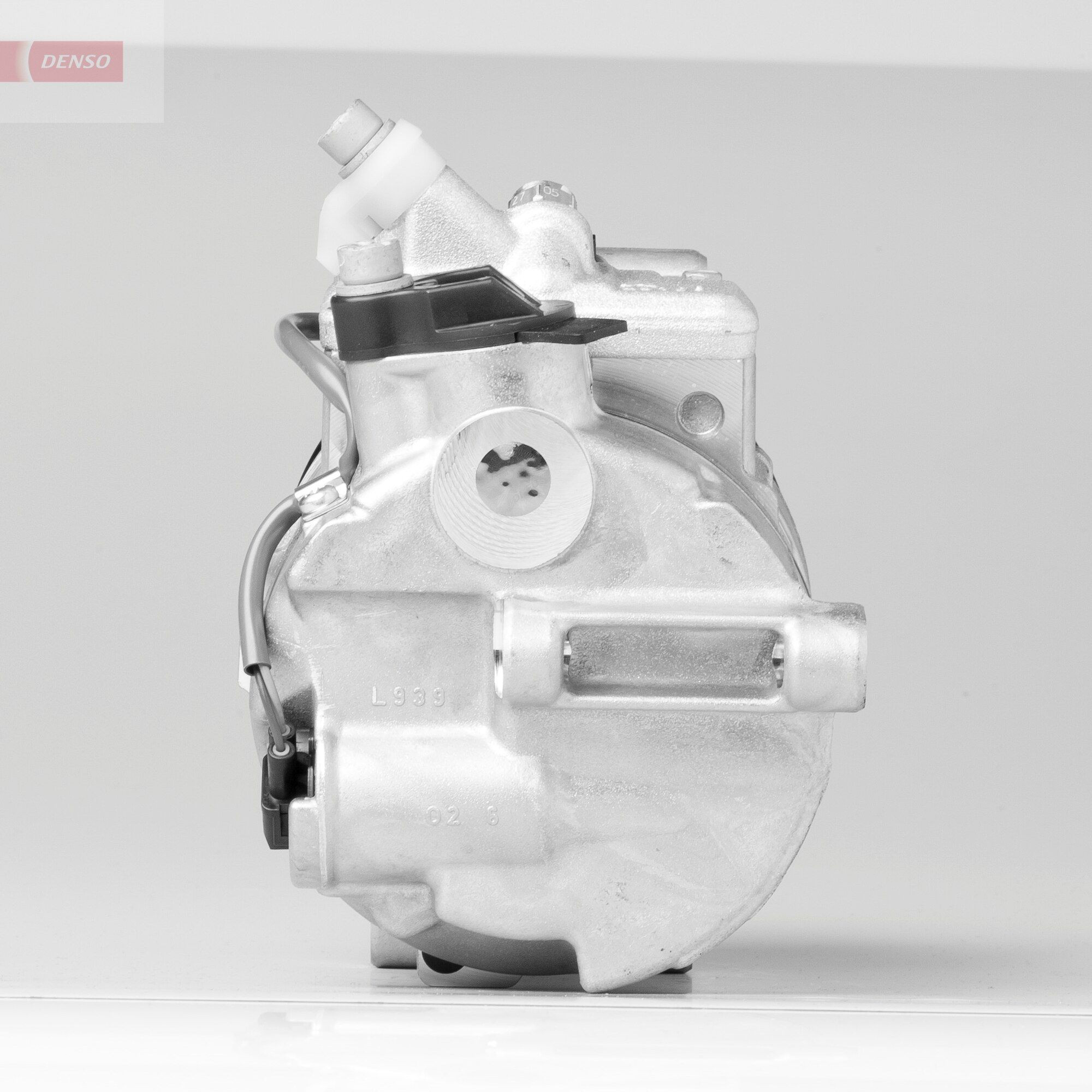 Насос кондиционера Denso DCP17112