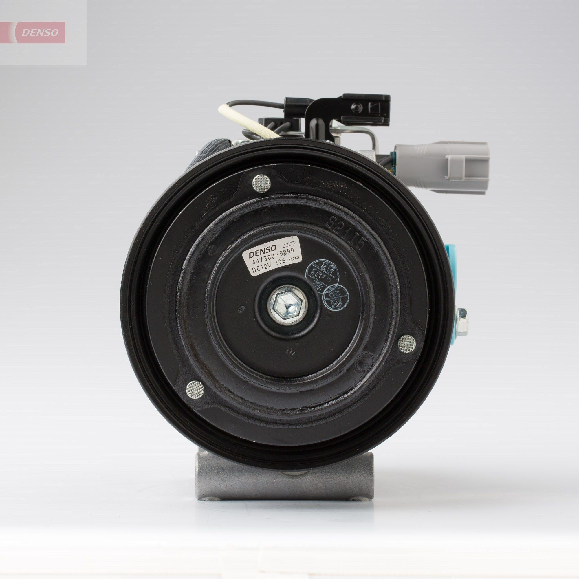 Насос кондиционера Denso DCP36005