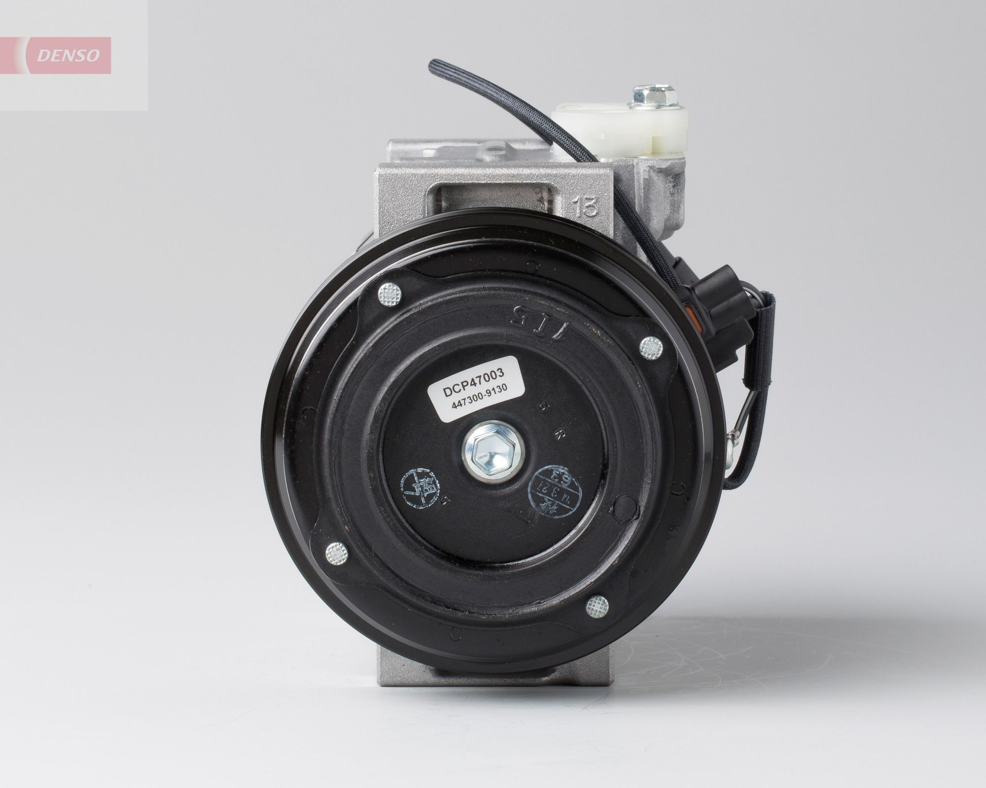 Насос кондиционера Denso DCP47003
