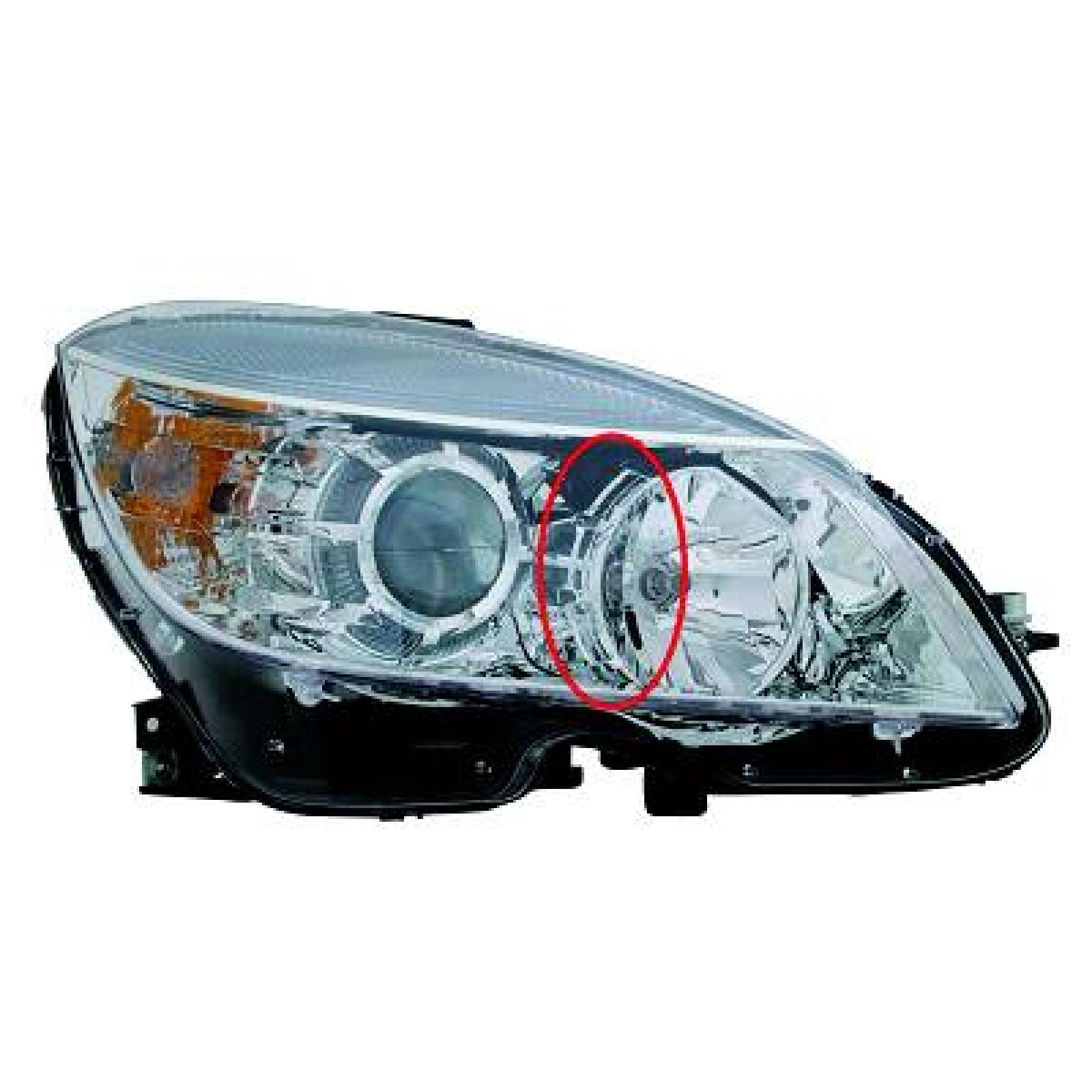 Правая блок фара Mercedes C седан (W204) (2007 - 2014) цена, от 180.61 USD