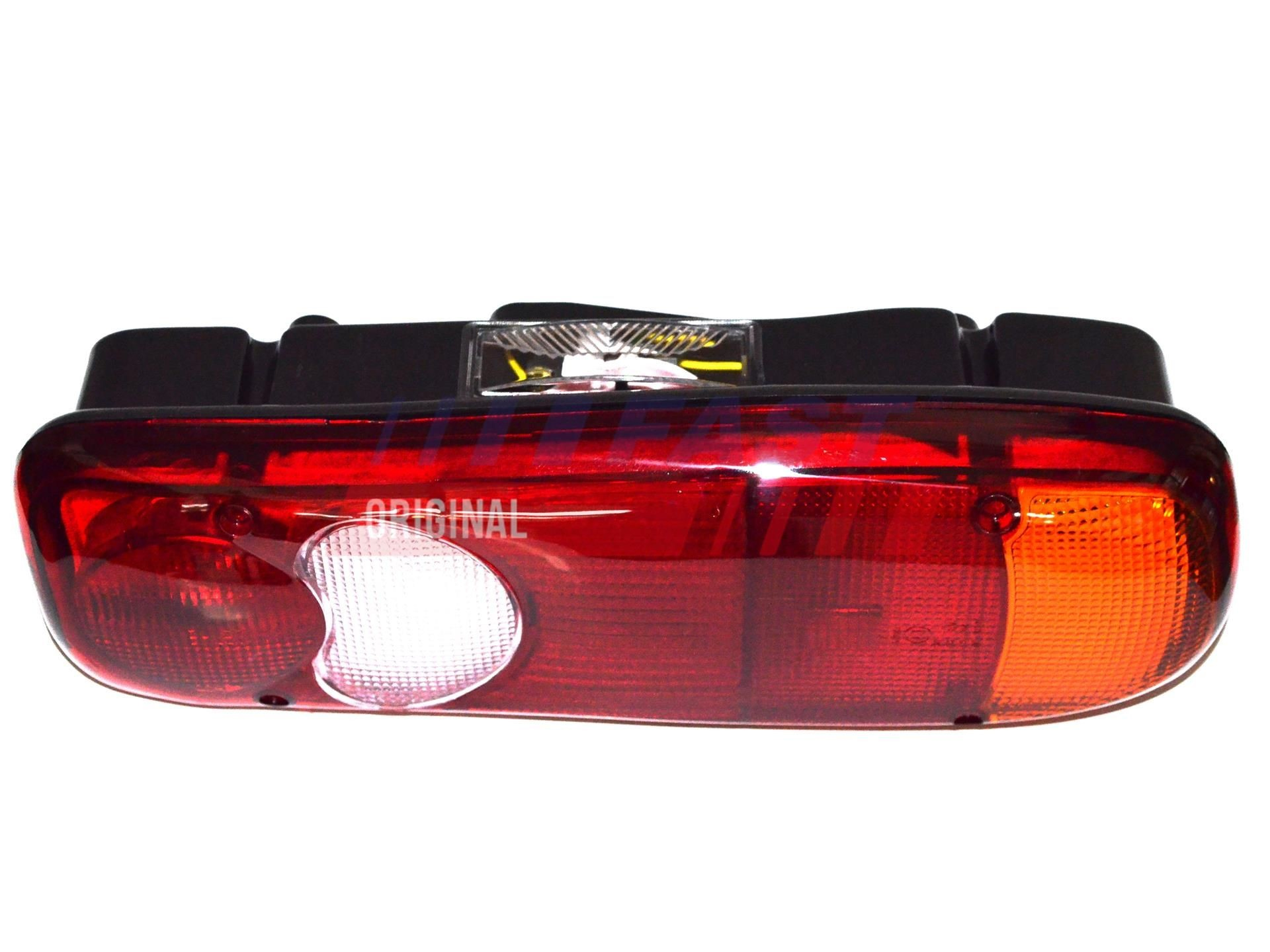Задняя левая фара Citroen Jumper бортовая платформа (250) (2006 - 2026) цена, от 31.19 USD