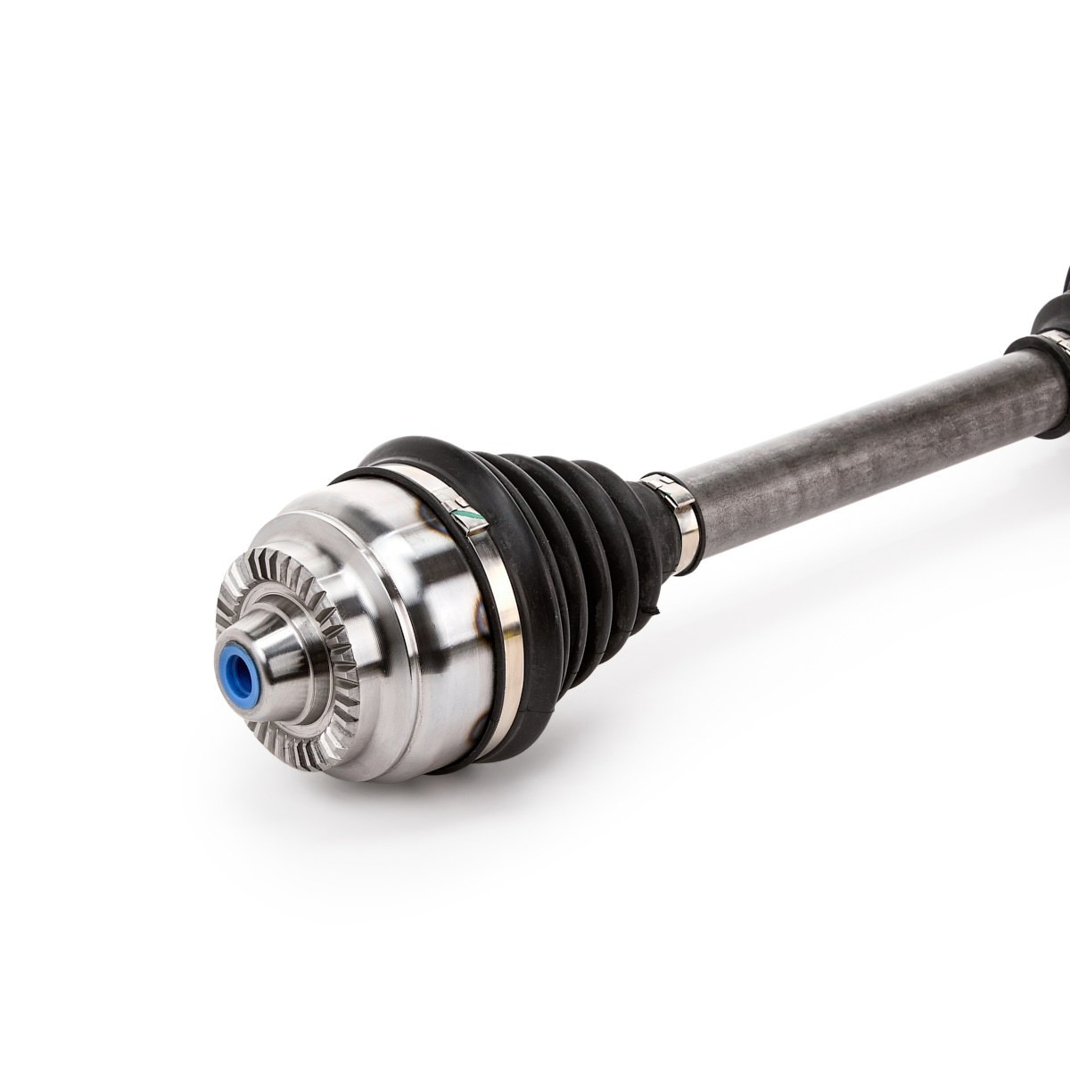 Полуось передняя, правая на BMW 7  F01, F02, F03, F04