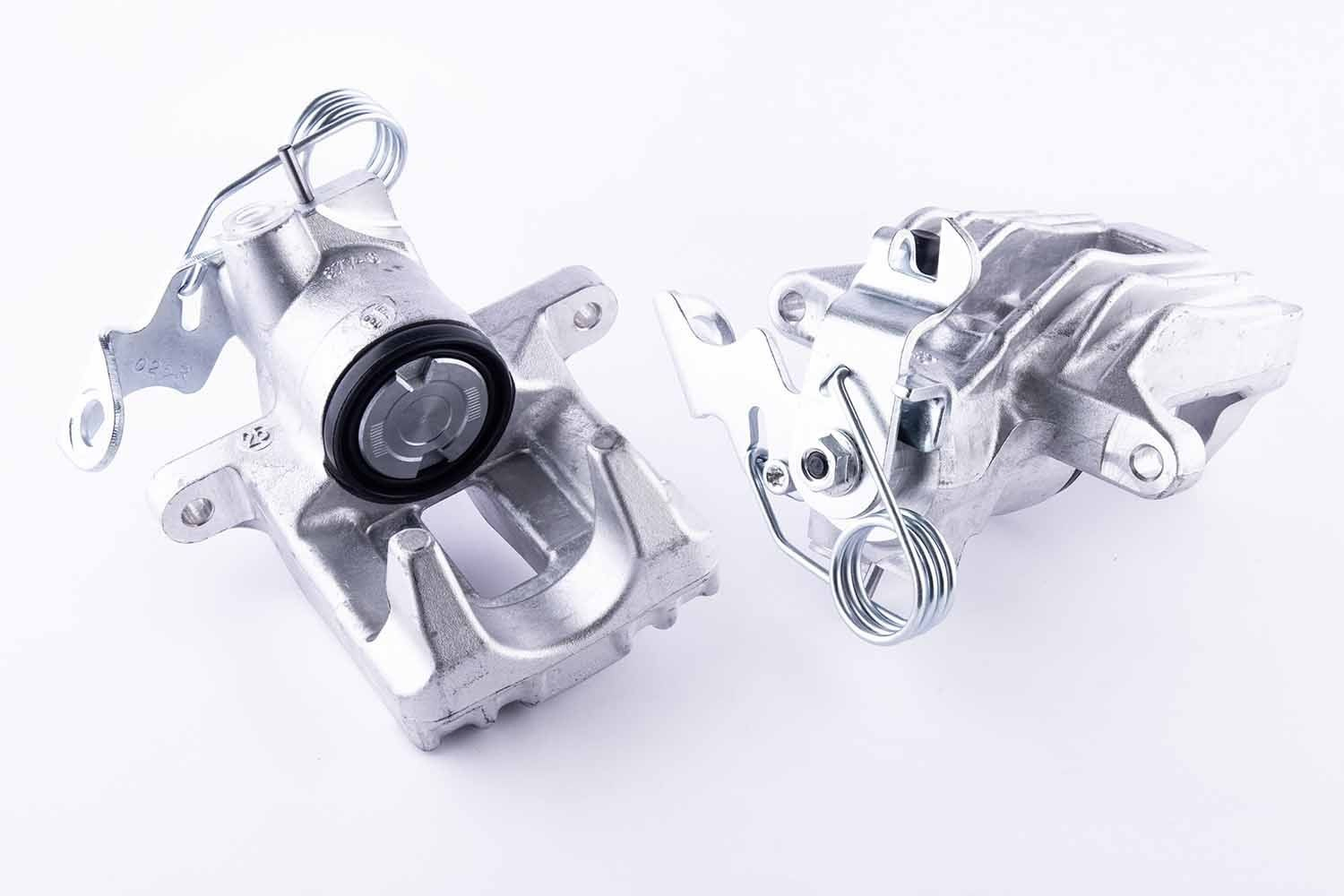 Тормозной суппорт правый задний HELLA 8AN355783341 цена, от 89.30 USD