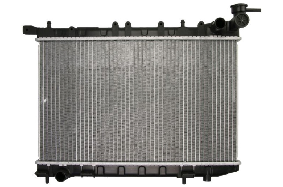  Радиатор Nissan Sunny 3