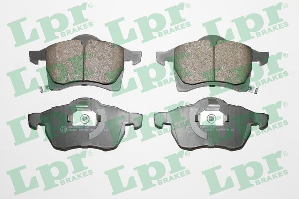 Передние тормозные колодки 05P690 LPR