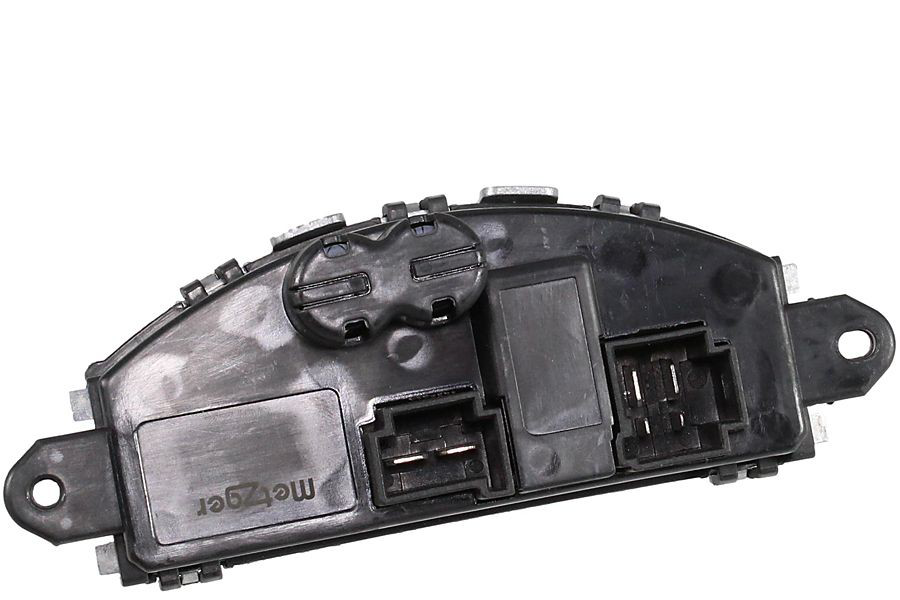 Реле отопителя Volkswagen Tiguan II внедорожник (AD1, AX1, BT1, BT2) (2016 - 2026) цена, от 25.34 USD