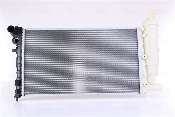 Радиатор охлаждения двигателя Nissens 63521A цена, от 36.17 USD