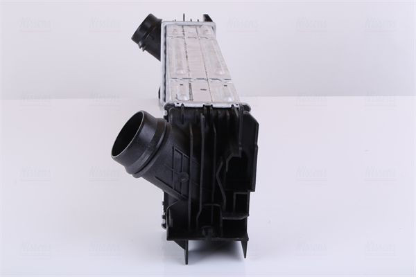 Купить 961596 Nissens Интеркулер