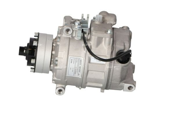 Компрессор кондиционера 8FK351110421 VAG