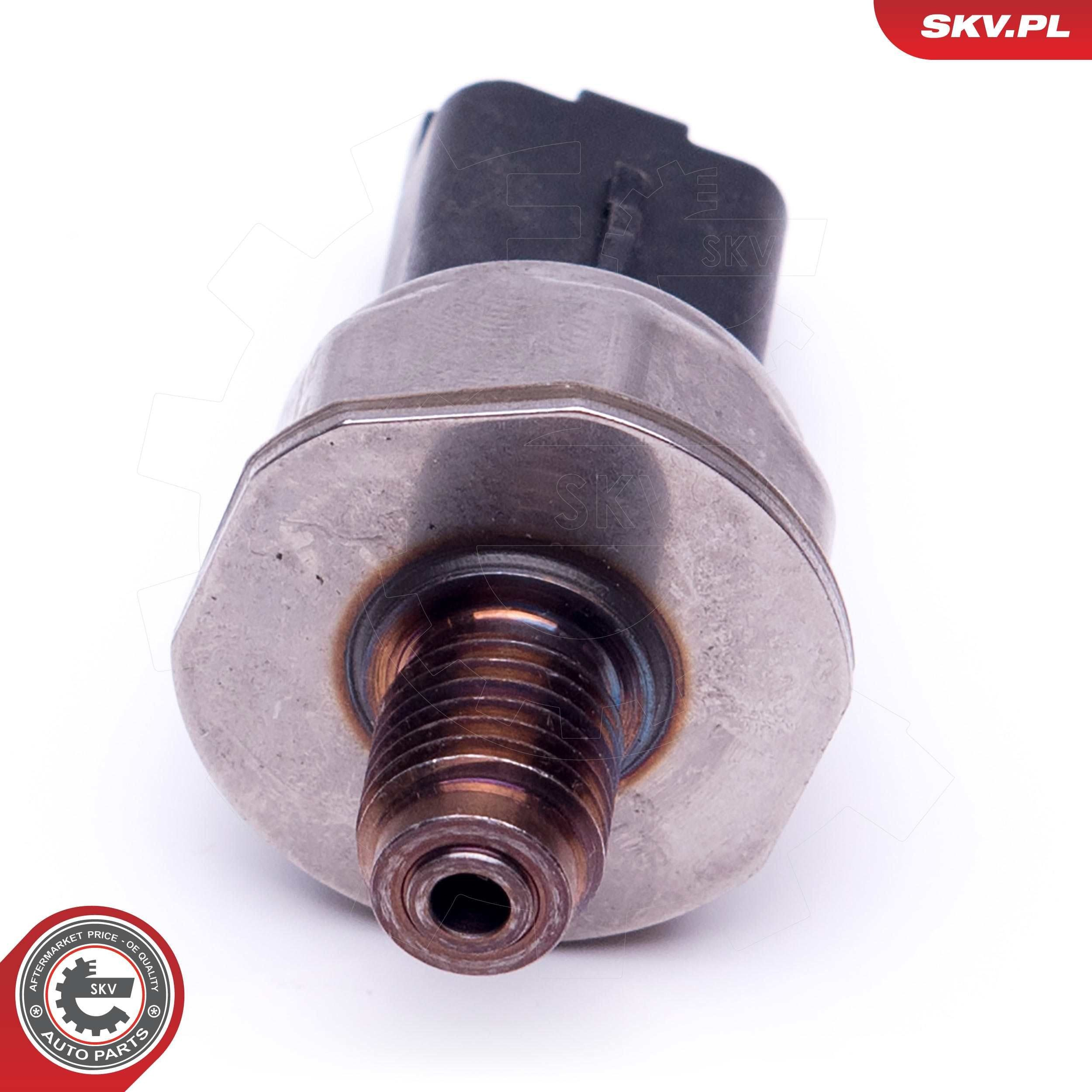 Купить 17SKV598 SKV Датчик давления топлива