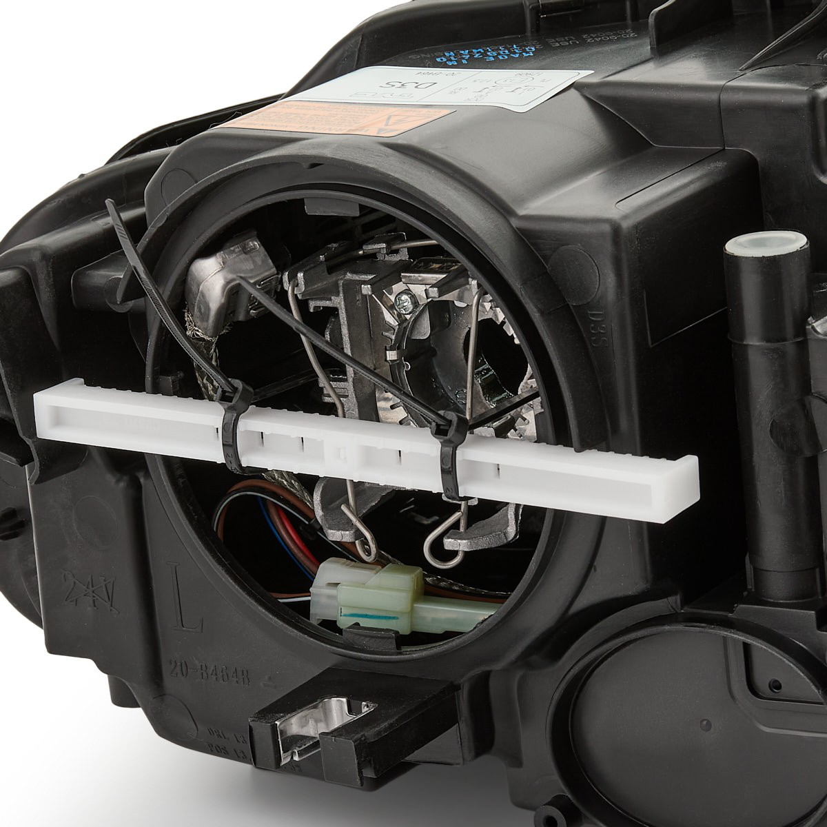 Фара левая TYC FP1208R3T цена, от 284.94 USD