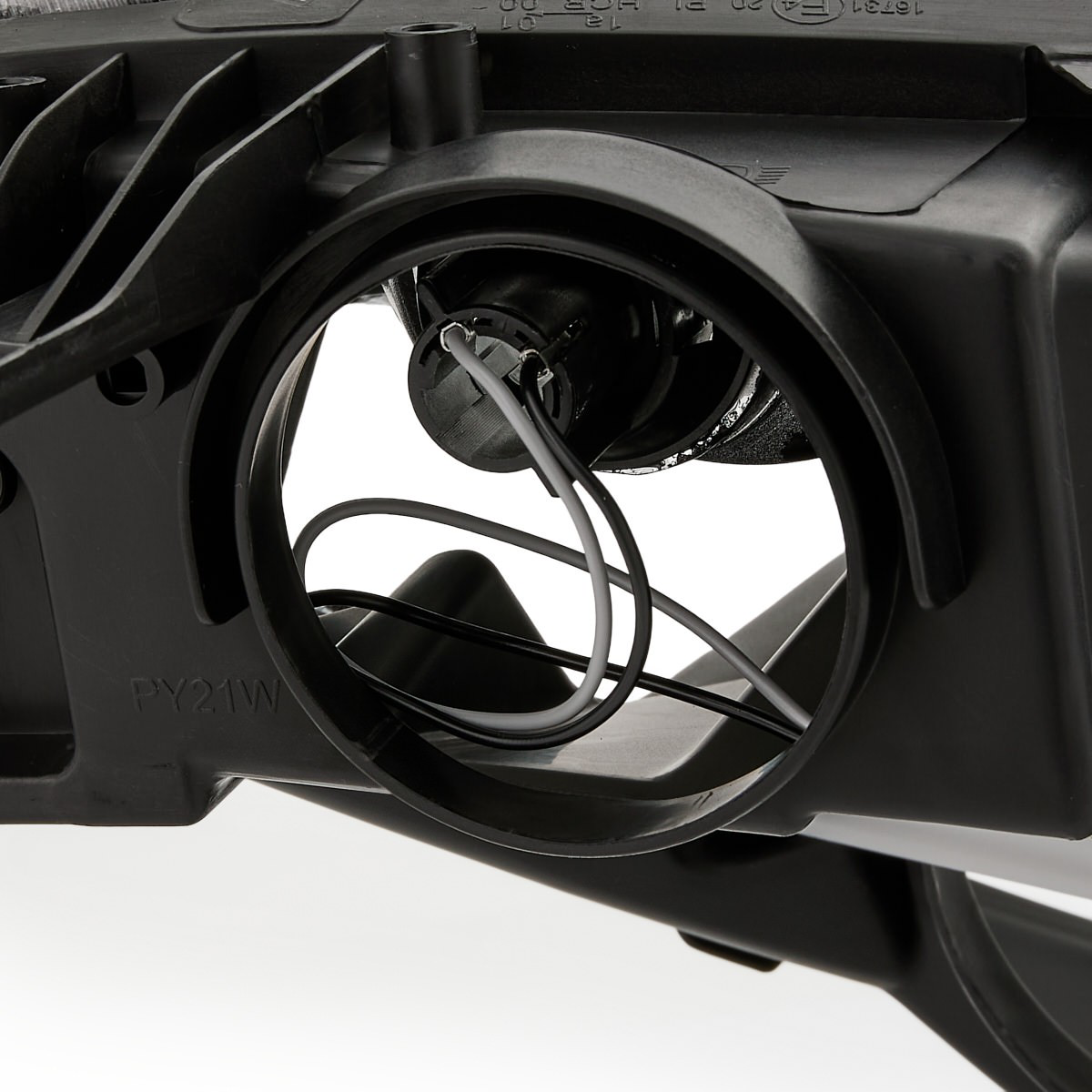 Купить FP2608R1T TYC Фара левая передняя