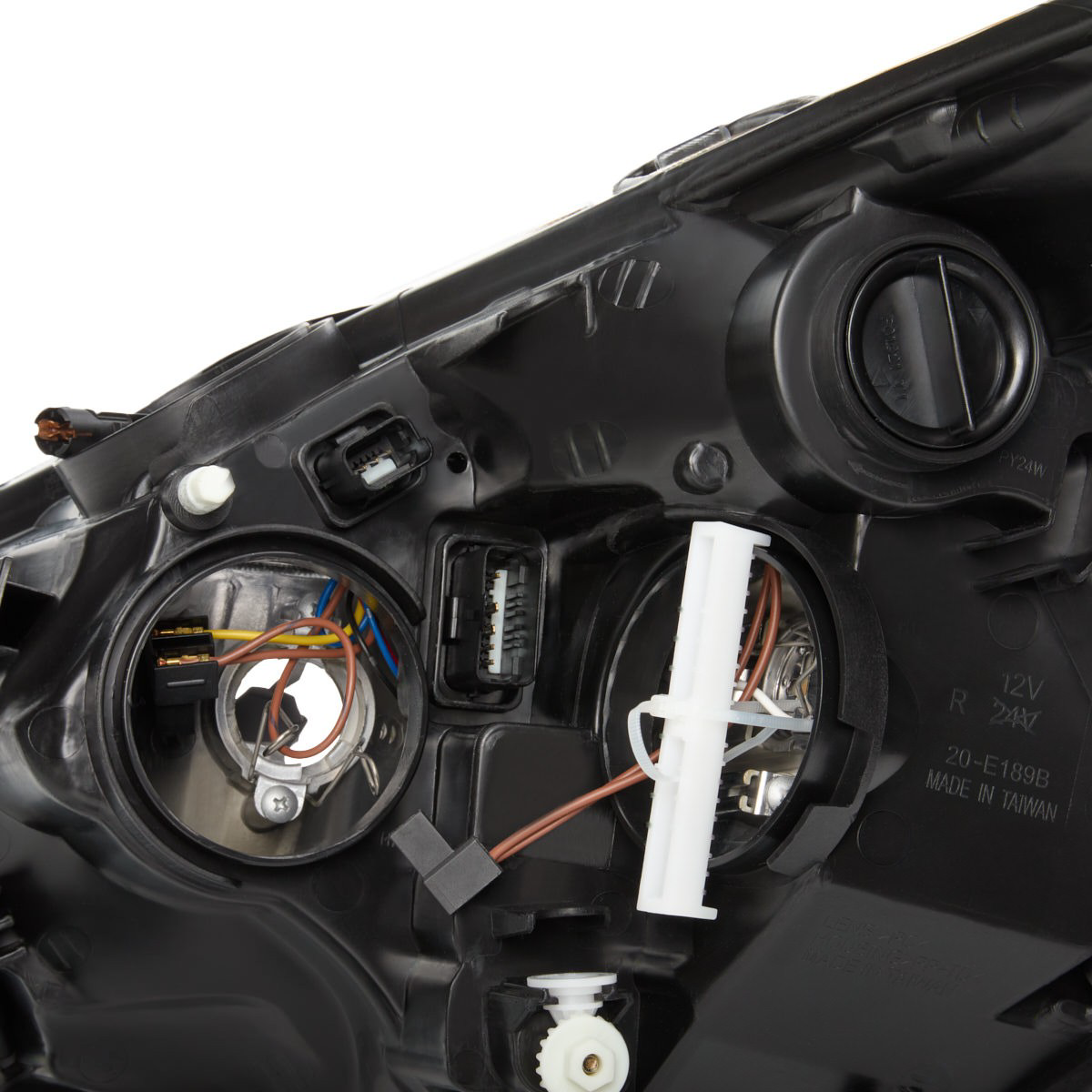 Правая фара LPO261 Magneti Marelli