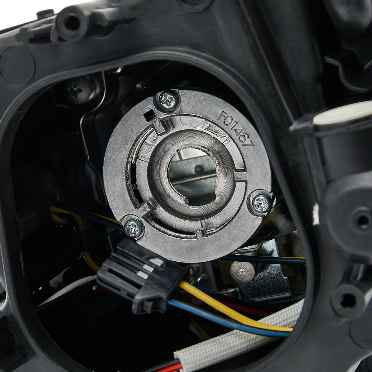 Купить LPP421 Magneti Marelli Фара основная правая