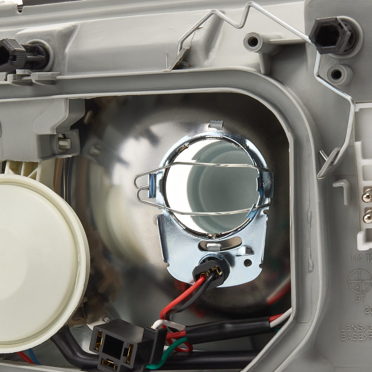 Правая фара LPF021 Magneti Marelli