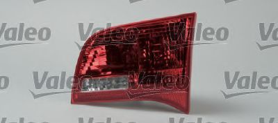 Задний левый внутренний фонарь VALEO 043327