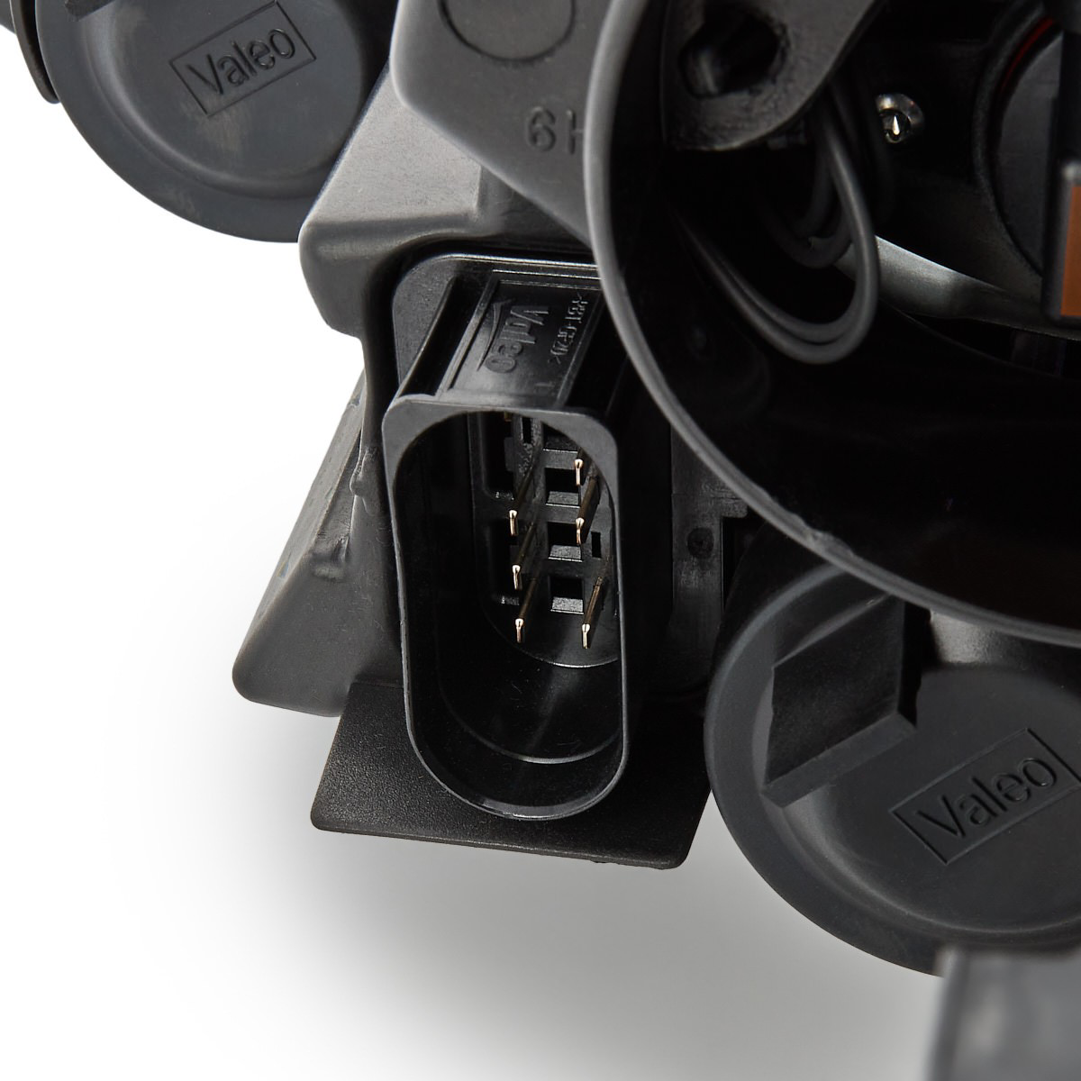 Фара левая VALEO 046622 цена, от 177.13 USD