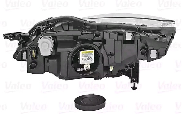 Фара правая VALEO 046867