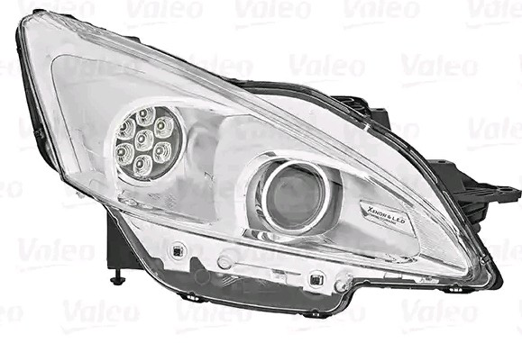 Правая фара 046867 VALEO