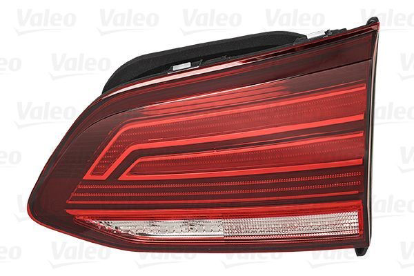 Фонарь задний правый внутренний 047200 VALEO