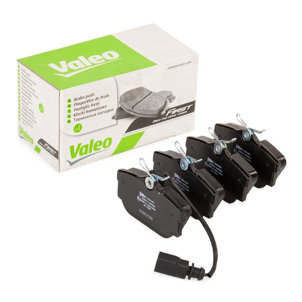 302424 VALEO Колодки тормозные дисковые комплект
