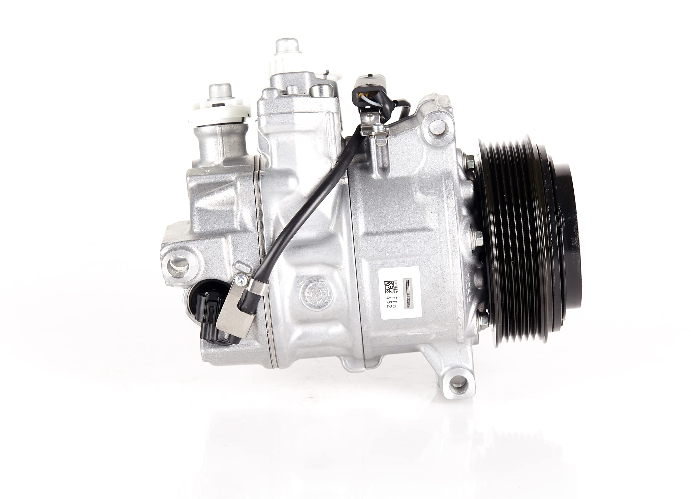 Купить V91106037 Komatsu Свечи автомобильные