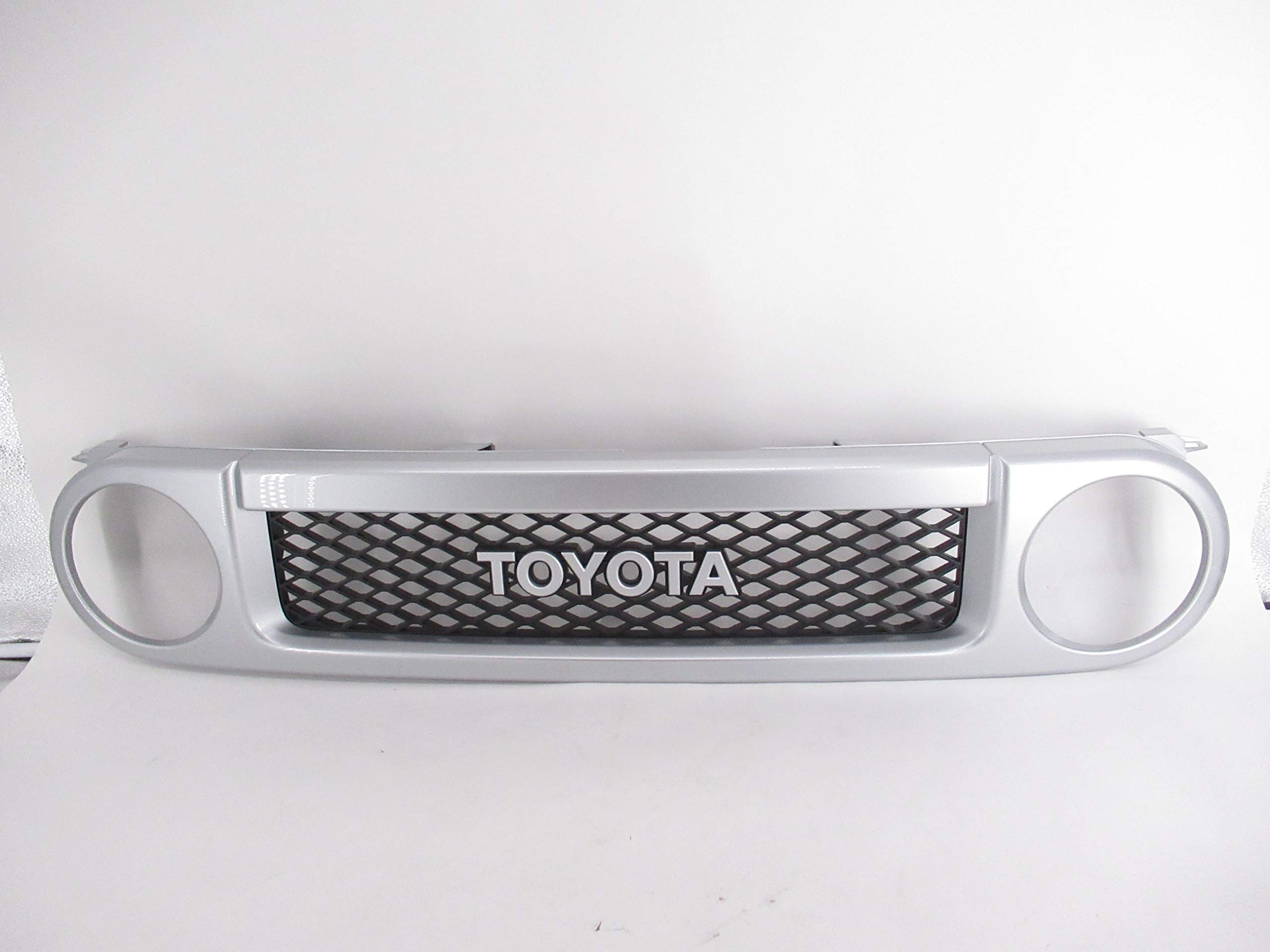 Решетка радиатора на Toyota Fj Cruiser  GSJ1