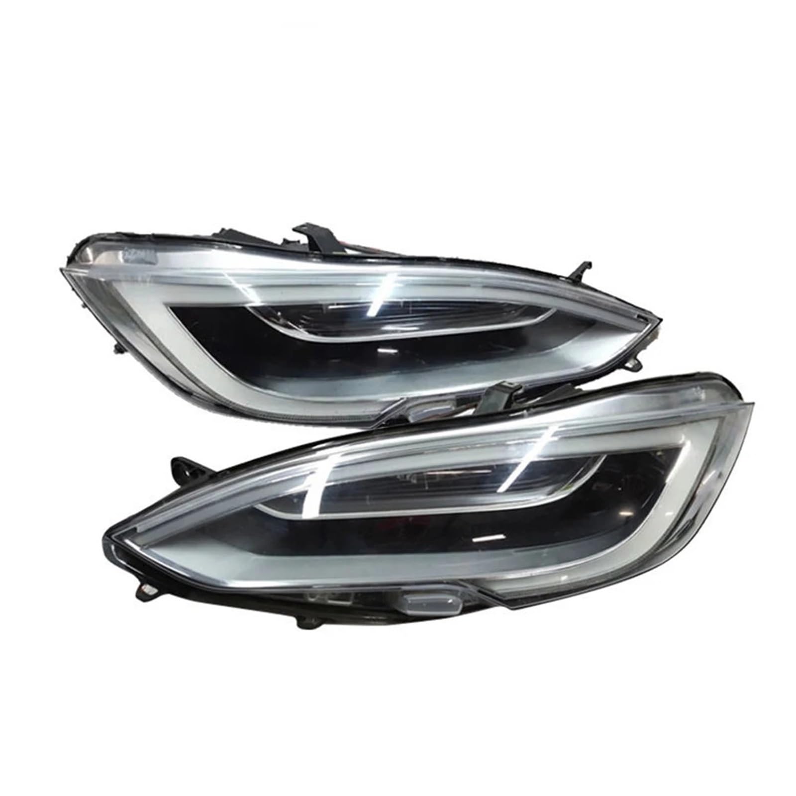 105357000B Tesla Motors Фара