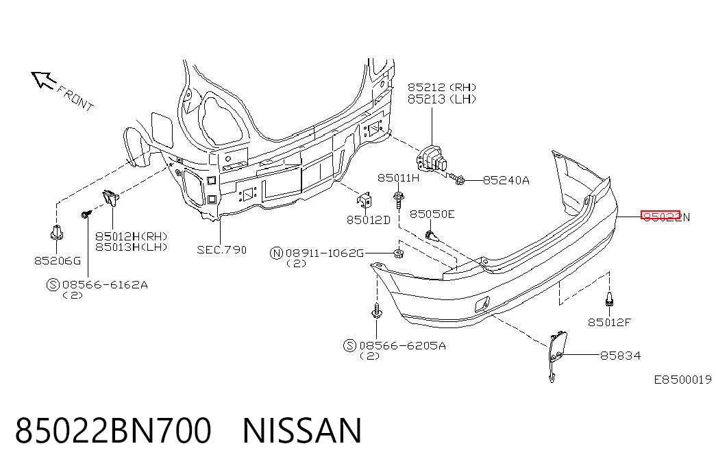Задний бампер на Nissan Almera II N16