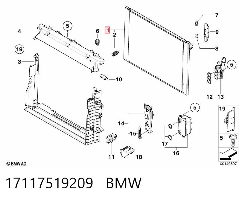17117519209 BMW Радиатор основной