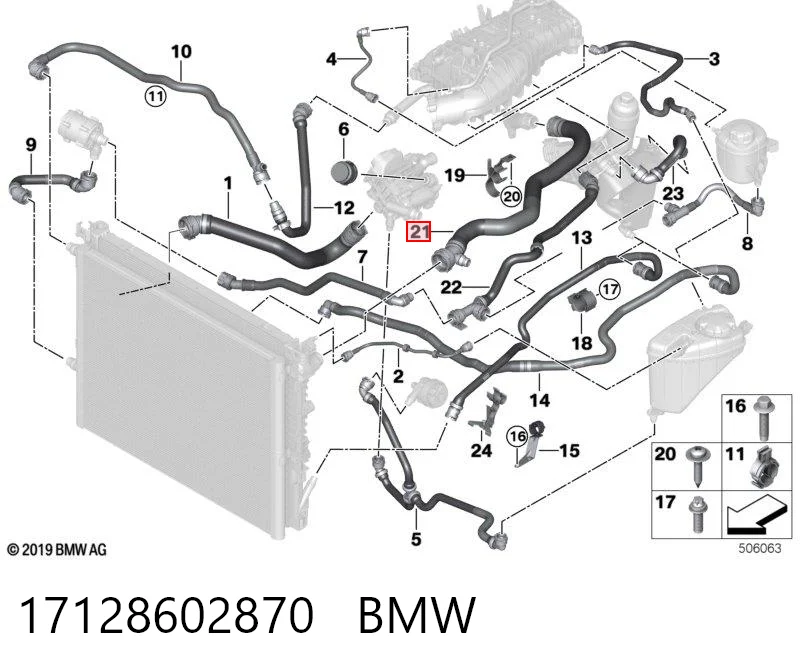 Шланг системы охлаждения на BMW 7  G11, G12