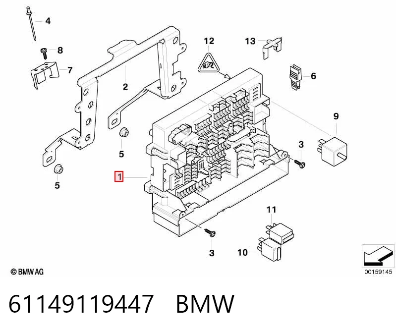 Монтажный блок предохранителей на BMW 1  E81